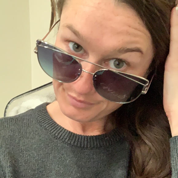 Fun Tiffany &Co. Sunglasses ๐ - Picture 11 of 12